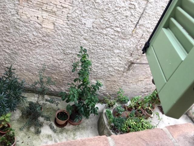 L'Arco Romano Apartment Foligno Exterior photo